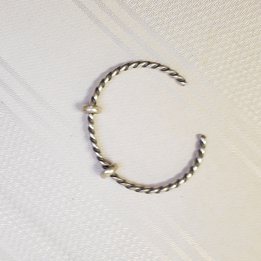Trollbeads Twisted Silver Bangle XXS W/two Trollbeads Silver Spacers
